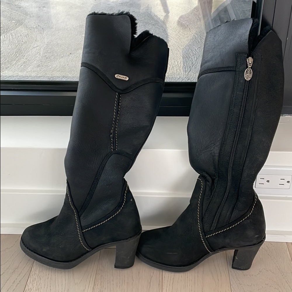 Pajar winter boots.